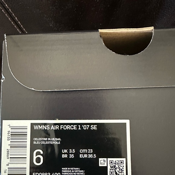 Brand New in Box Nike Women’s Air Force 1 ‘07 SE Celestine Blue Size 6 - Picture 4 of 4